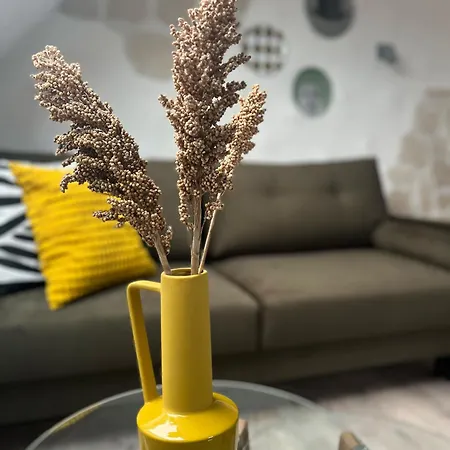 Apartamento Lb 11 Moderne, Helle Dachwohnung Am Rande Der Schwaebischen Alb Bartholoma